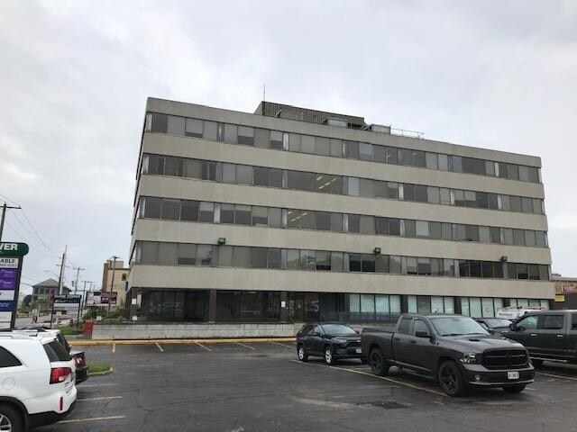Primary Photo Of 390 Bay St, Sault Ste Marie Office For Lease