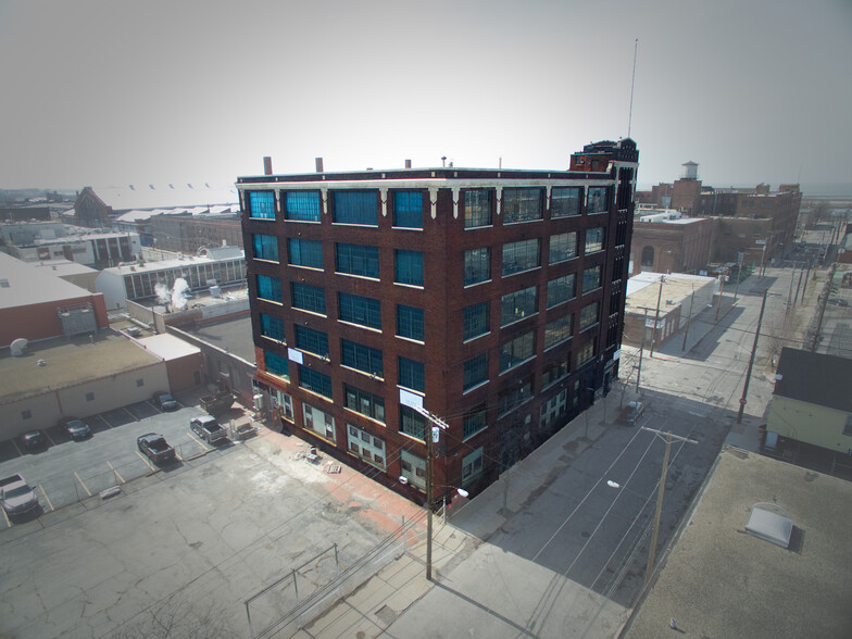 Primary Photo Of 4806 Hamilton Ave, Cleveland Flex For Lease