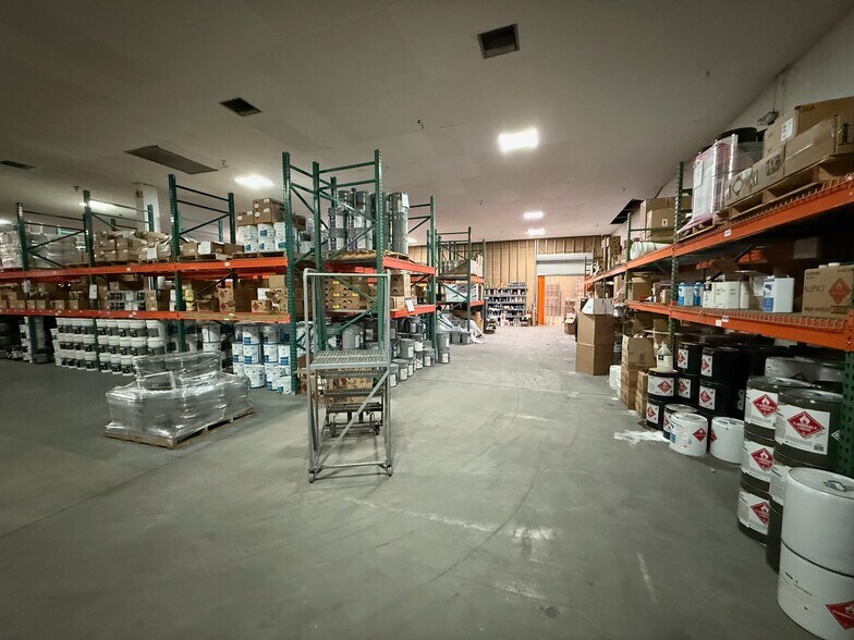 More Photos Of 2 US Highway 17 92 N, Haines City Showroom For Sale
