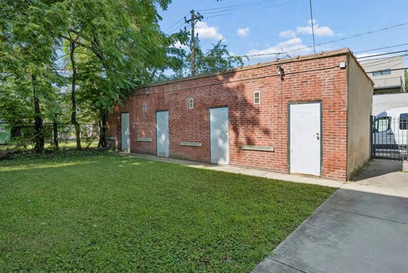 More Photos Of 5628 S King Dr, Chicago Apartments For Sale