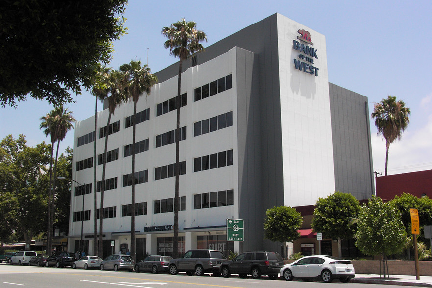 Primary Photo Of 3808 W Riverside Dr, Burbank Medical For Lease