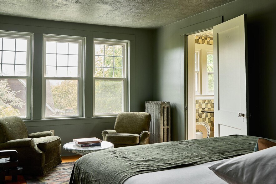 More Photos Of 173 E Chestnut St, Asheville Hotel For Sale