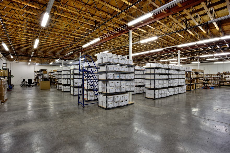 More Photos Of 11 Vanderbilt, Irvine Research And Development For Sale