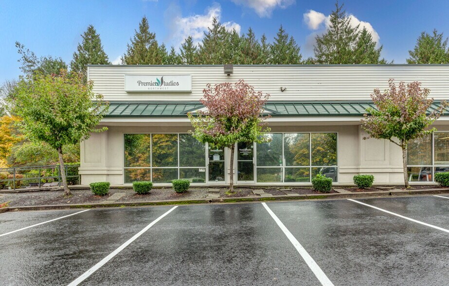 More Photos Of 9623 32nd St SE, Lake Stevens Storefront For Lease