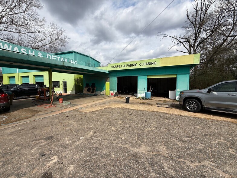 More Photos Of 614 S 7th St, Opelika Auto Repair For Sale