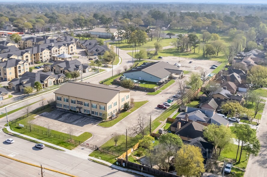 Primary Photo Of 11820 Huffmeister rd, Houston Office For Sale