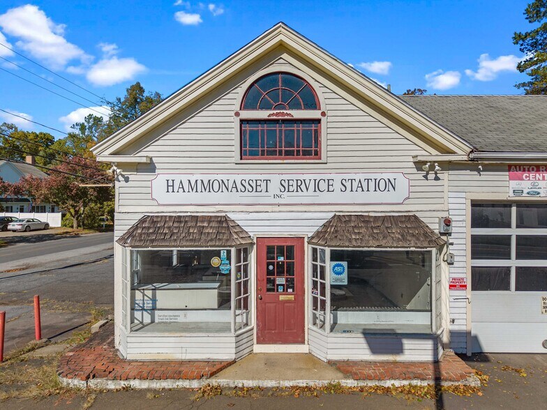 More Photos Of 905 Boston Post Rd, Madison Flex For Sale