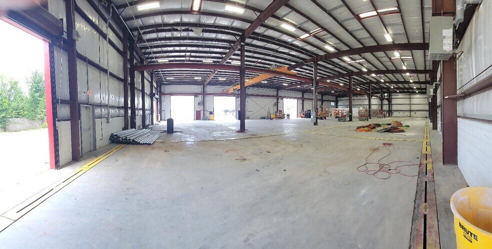 More Photos Of 21544 Blackwood Ct, Sterling Warehouse For Sale