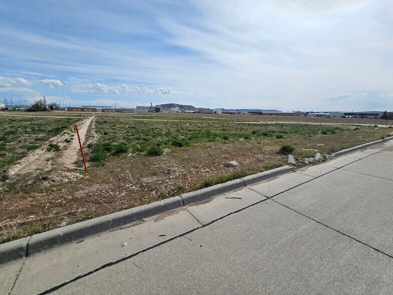 More Photos Of Commercial Lots W 29th, Scottsbluff Land For Sale