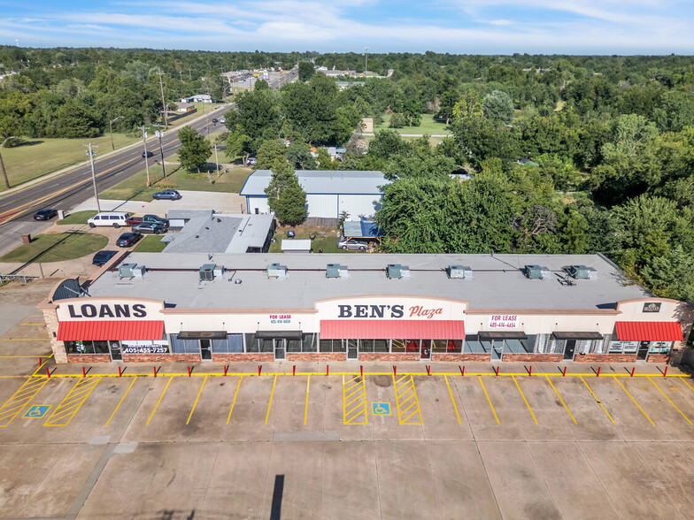 Primary Photo Of 1020-1048 N Douglas Blvd, Oklahoma City Storefront Retail Office For Sale