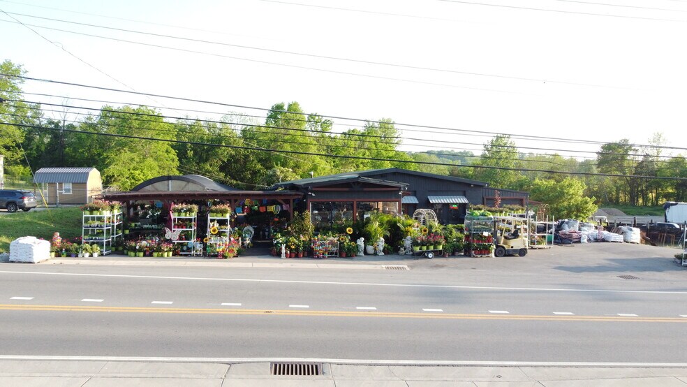 More Photos Of McMurry Blvd. Hartsville TN 37074, Hartsville Storefront For Sale