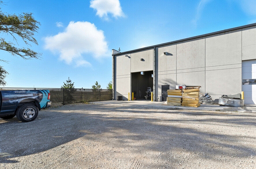 More Photos Of 14217 S 220th St, Gretna Distribution For Lease