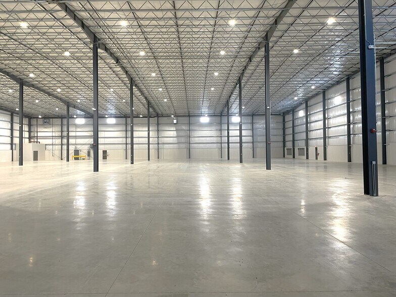 More Photos Of 1376 Ohio 598, Galion Warehouse For Lease