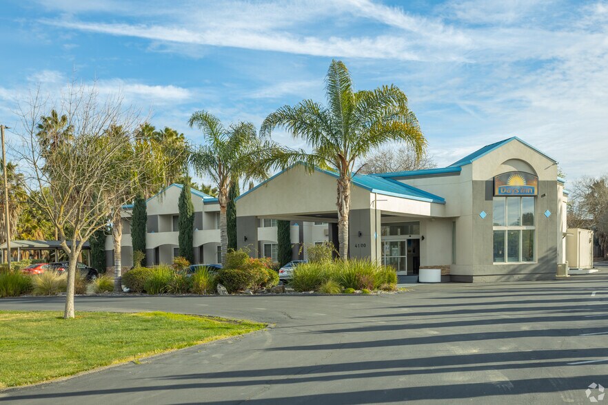 More Photos Of 4120 Chiles Rd, Davis Restaurant For Sale