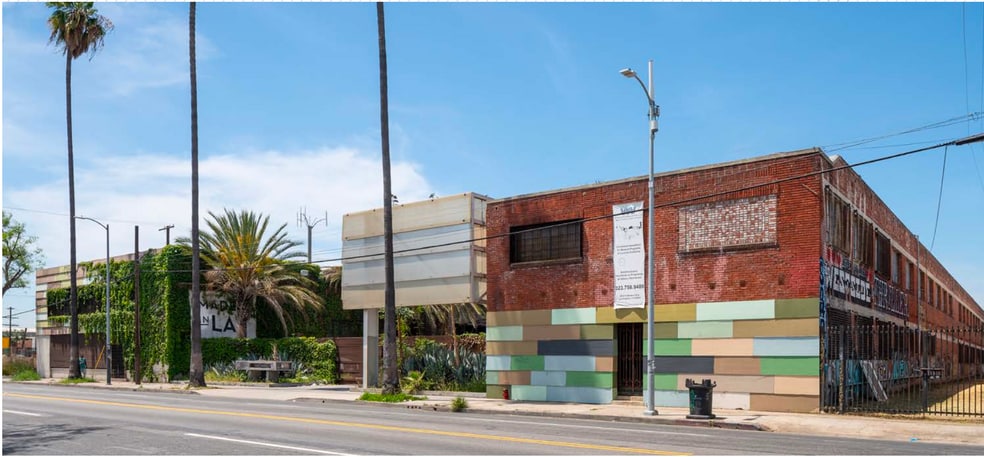 More Photos Of 5955-5959 S Western Ave, Los Angeles Office For Sale