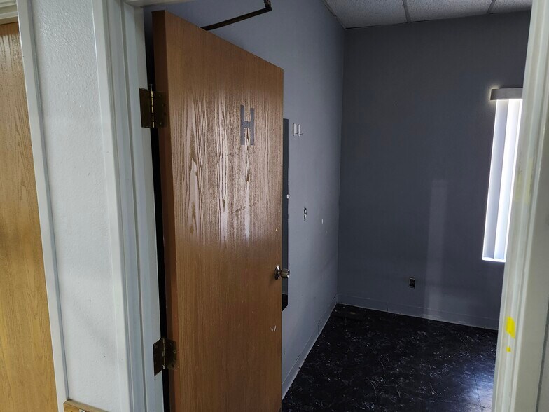 More Photos Of 3650 S Eastern Ave, Las Vegas Medical For Sale