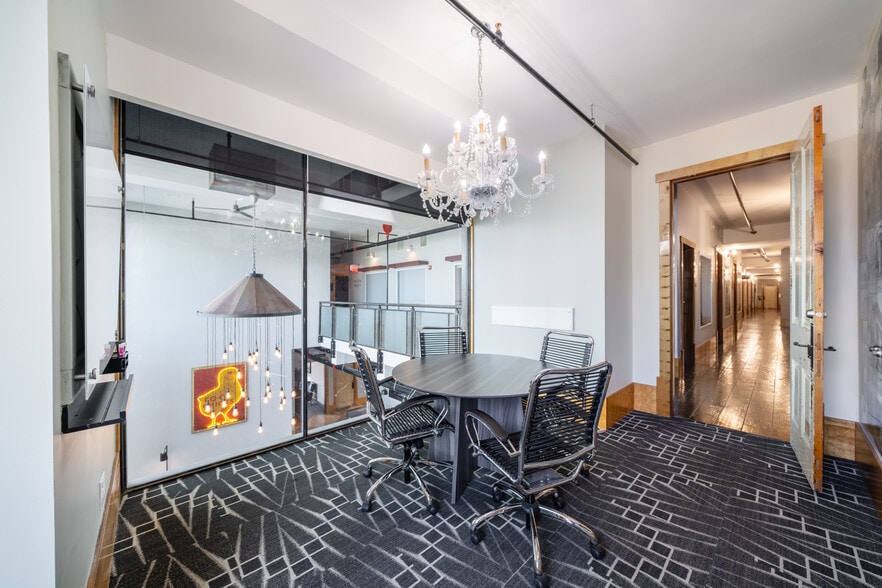 More Photos Of 6401 W Eldorado Pky, McKinney Coworking Space