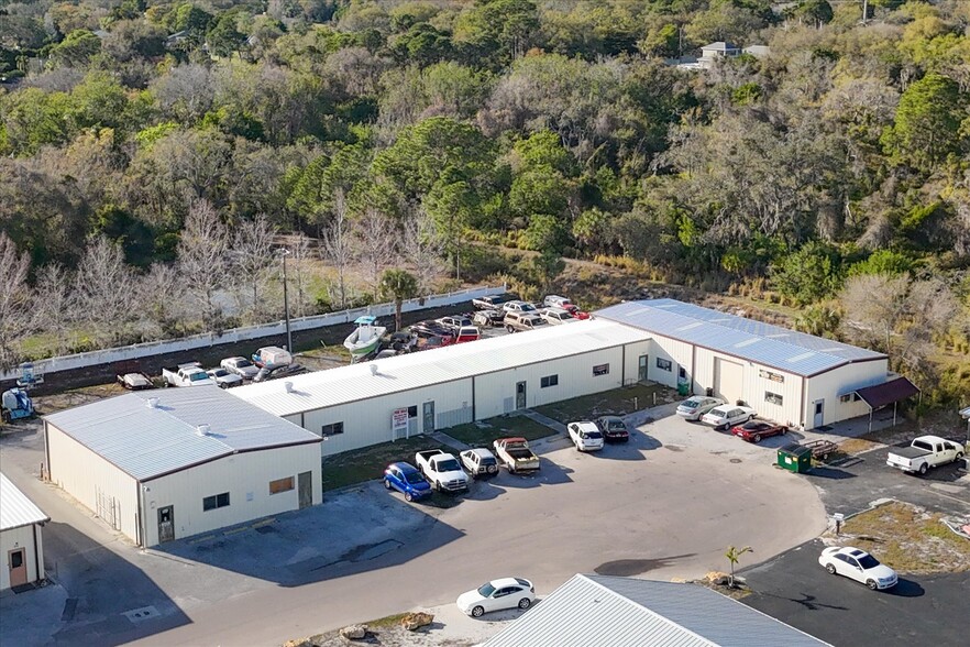 More Photos Of 5623-5627 Lawton Dr, Sarasota Warehouse For Sale