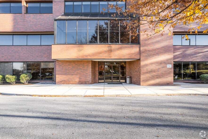 More Photos Of 1100 Berkshire Blvd, Wyomissing Medical For Lease