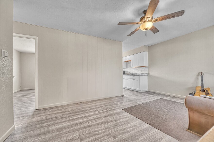 More Photos Of 490 E Elm St, Elizabeth Apartments For Sale