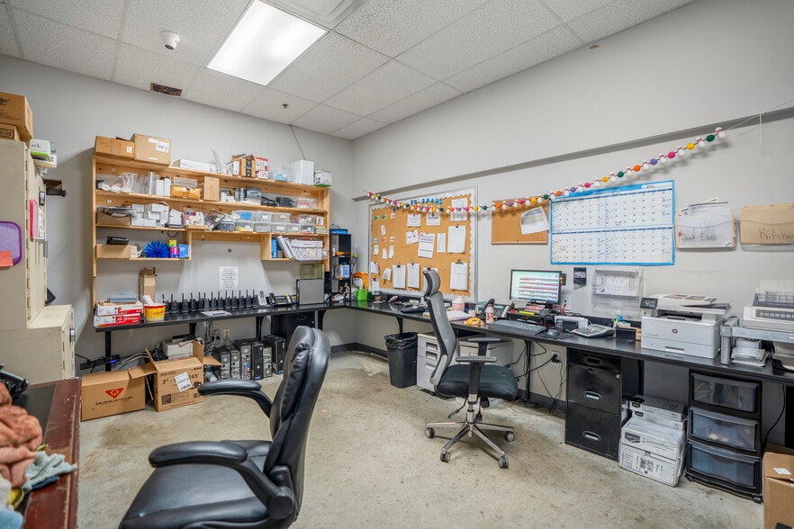 More Photos Of 13027 TX-105 E, Cut And Shoot Sports And Entertainment For Sale