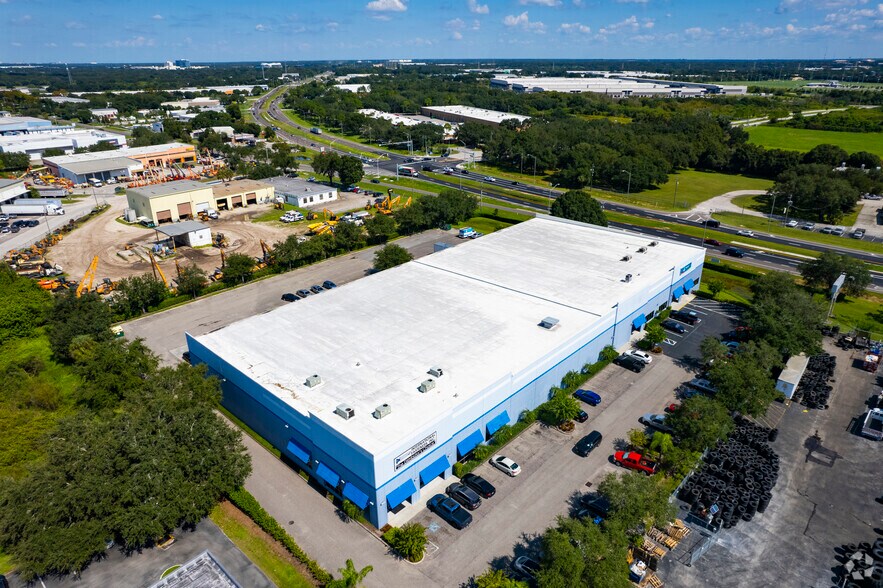 More Photos Of 1333-1341 Massaro Blvd, Tampa Warehouse For Lease