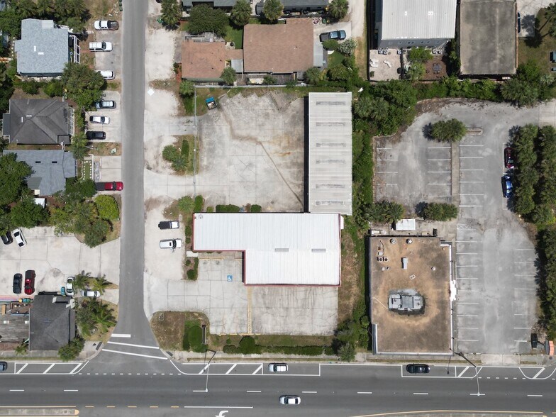 More Photos Of 815 S 3rd St, Jacksonville Beach Auto Repair For Lease