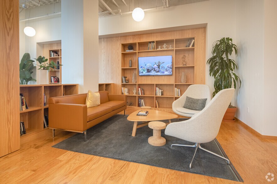 More Photos Of 2450 Colorado Ave, Santa Monica Coworking Space