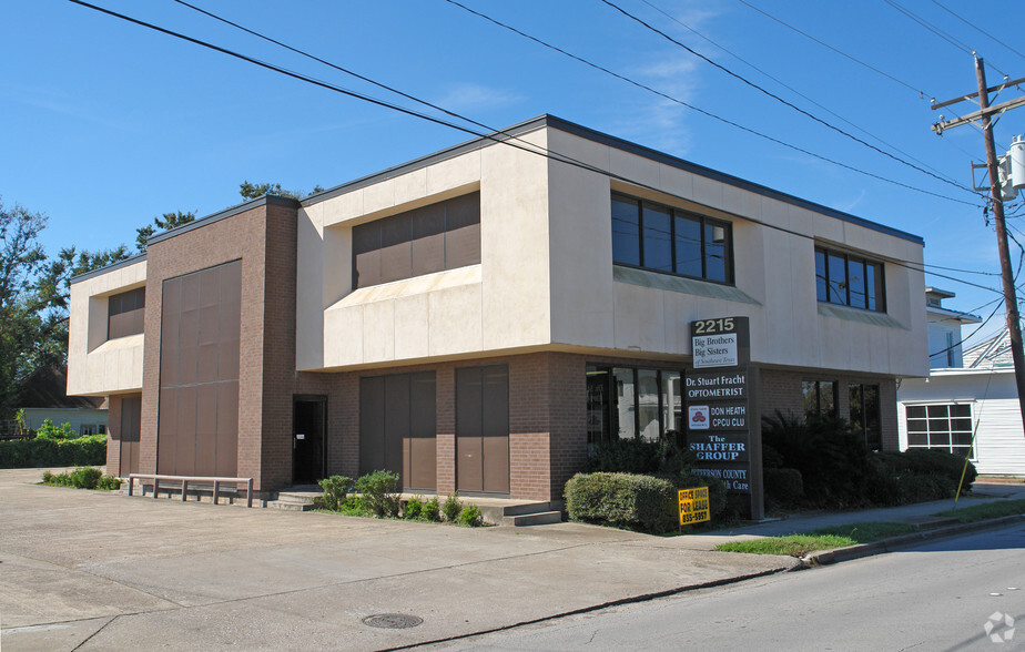 Primary Photo Of 2215 Calder Ave, Beaumont Office For Sale