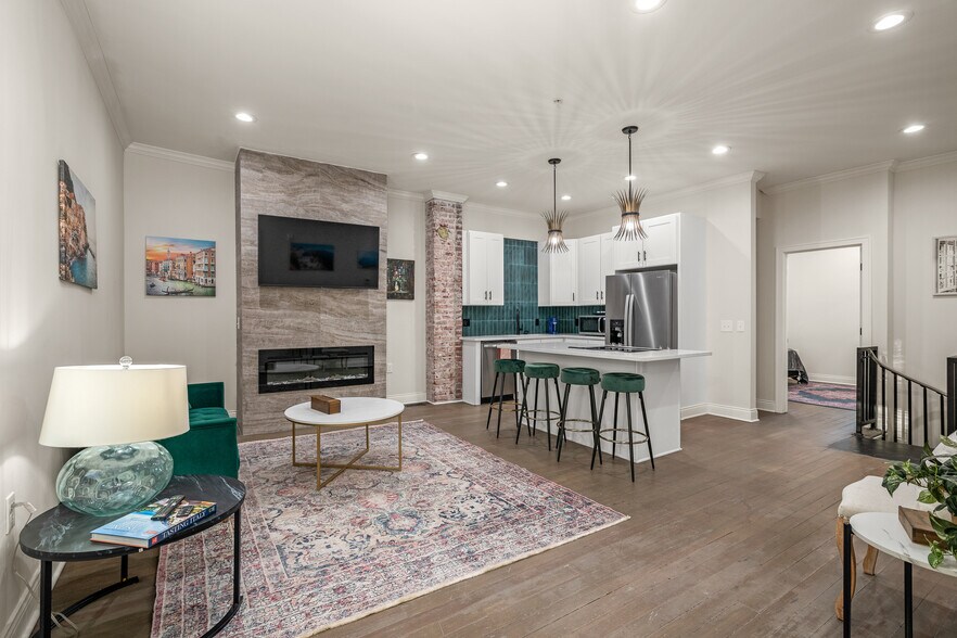 More Photos Of 511 Campbell St, Kansas City Apartments For Sale