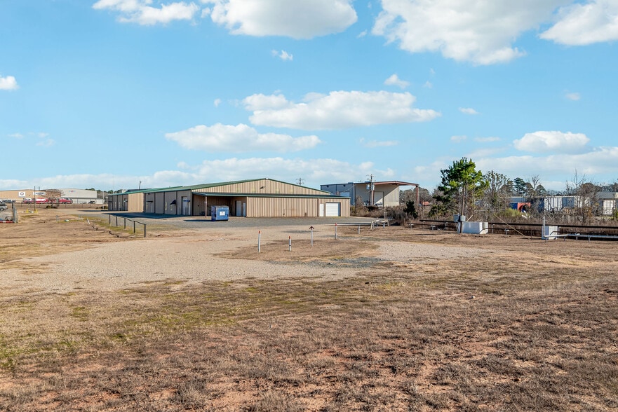 More Photos Of 2753 SH 322 Hwy, Longview Office Residential For Lease