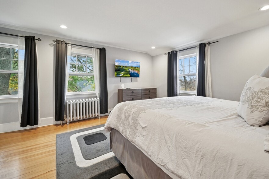 More Photos Of 526 Highland Ave, Montclair Hospitality For Sale