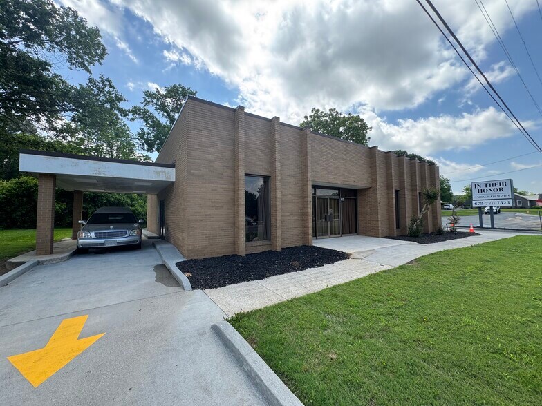 Primary Photo Of 2764 Highway 411 Se, Fairmount Medical For Sale