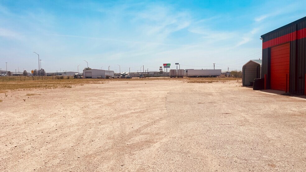 More Photos Of 5820 W Interstate 20, Odessa Warehouse For Sale