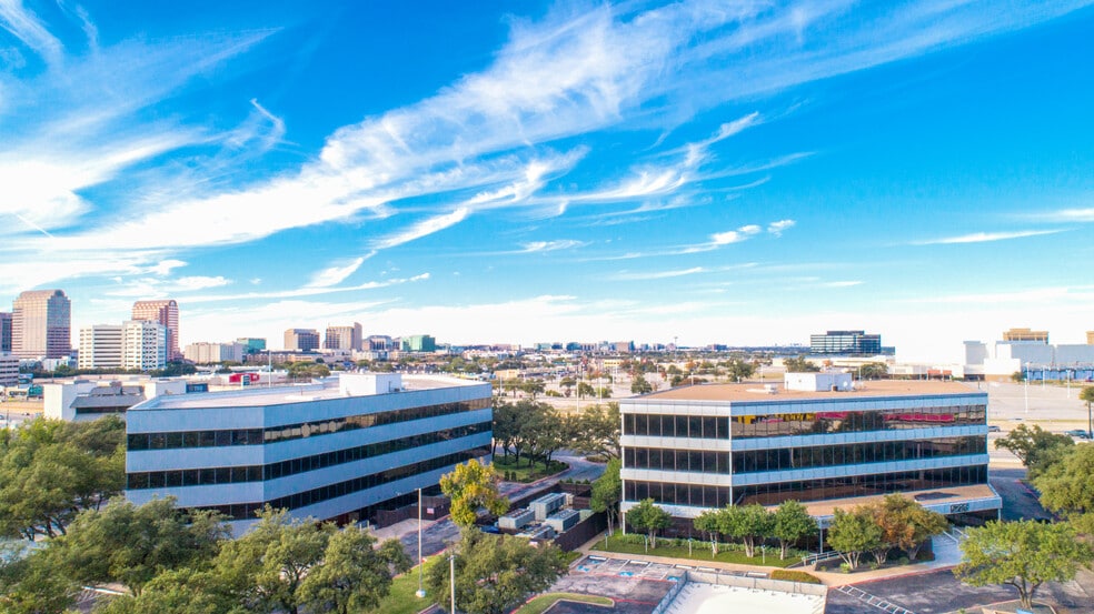 More Photos Of 5728 Lyndon B Johnson Fwy, Dallas Office For Lease