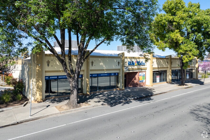 More Photos Of 1725-1745 Contra Costa Blvd, Pleasant Hill General Retail For Lease