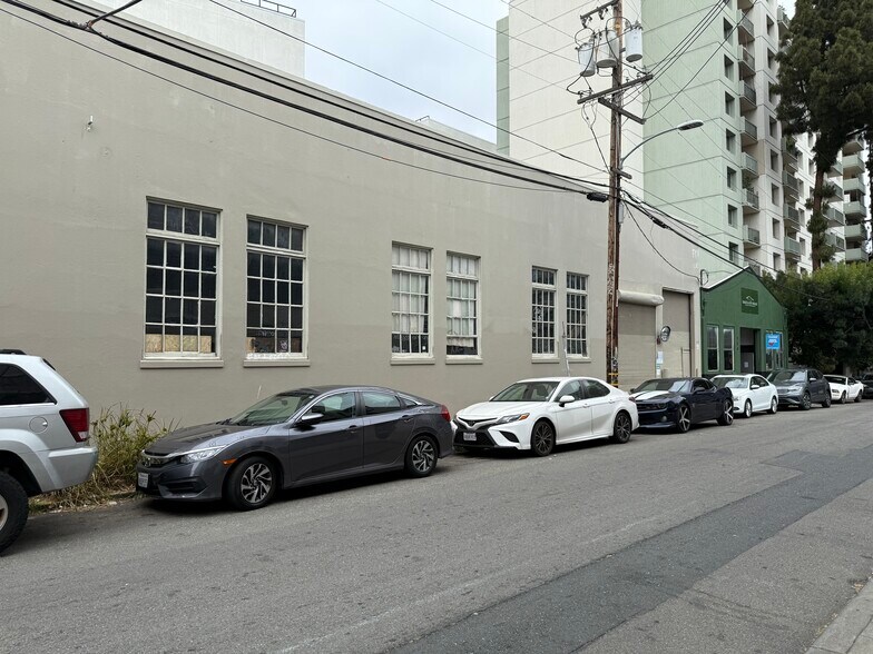 More Photos Of 2800 Broadway, Oakland Storefront Retail Office For Sale