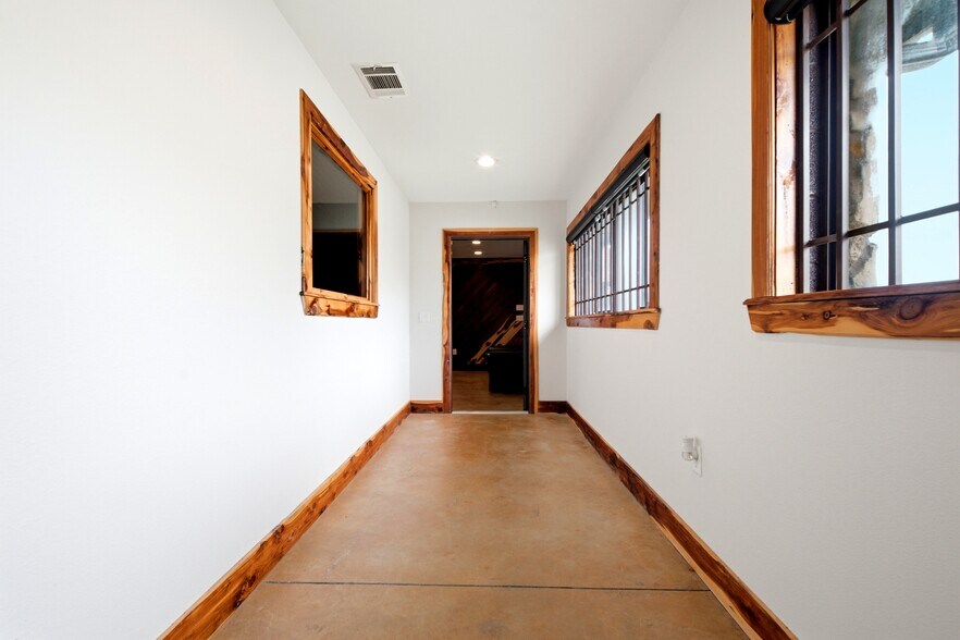 More Photos Of 55 Heritage Rd, Gordonville Office Residential For Sale