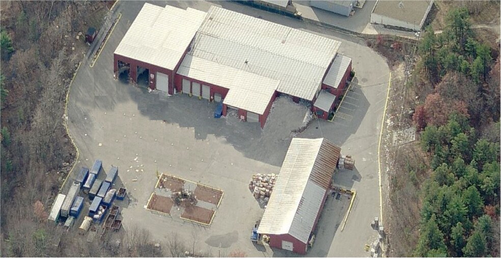 More Photos Of 18 Water Works Dr, Hooksett Warehouse For Lease