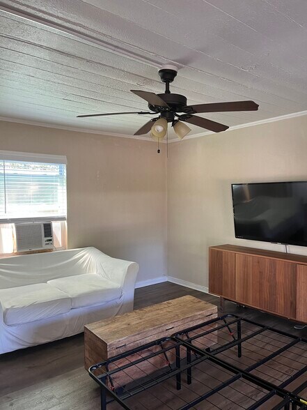 More Photos Of 511 N 2nd St, Fort Pierce Apartments For Sale