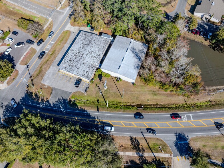 More Photos Of 701 S 5th St, Macclenny General Retail For Lease