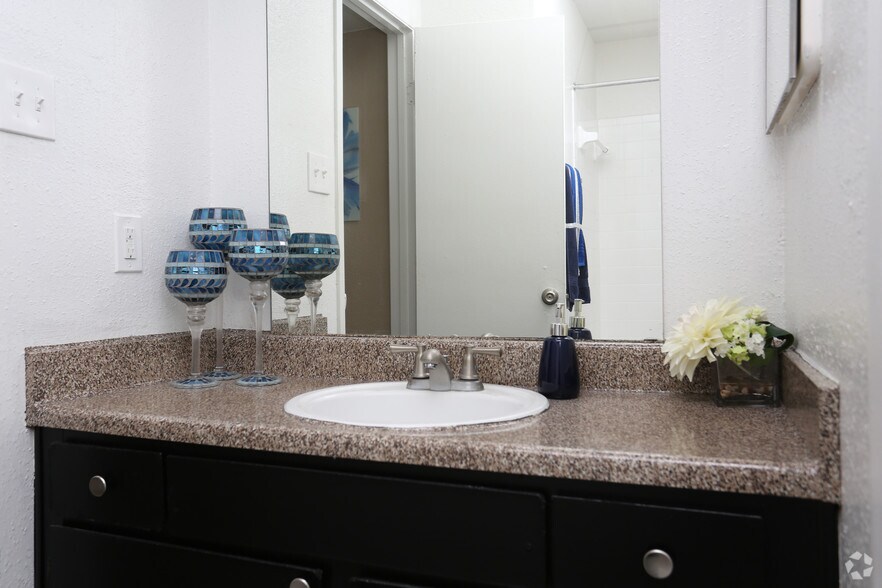 More Photos Of 424 S Bender Hollow, Humble Apartments For Sale