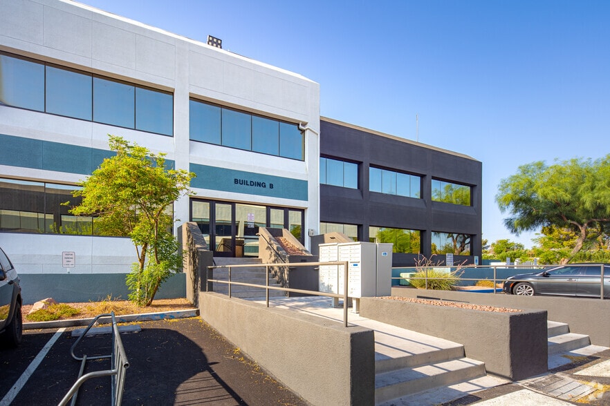 More Photos Of 1771 E Flamingo Rd, Las Vegas Unknown For Lease