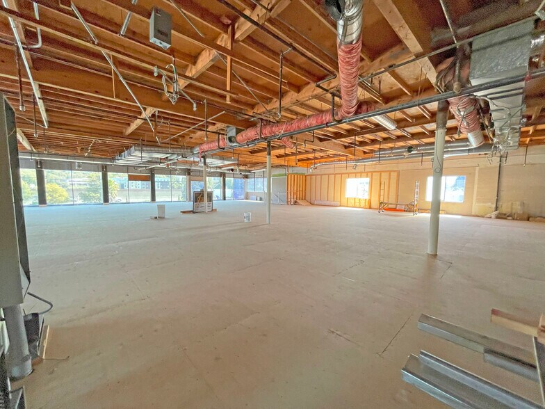More Photos Of 3201 Cleveland Ave, Santa Rosa Office For Sale