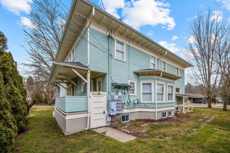 More Photos Of 1006 E Sherman Ave, Coeur d'Alene Apartments For Sale