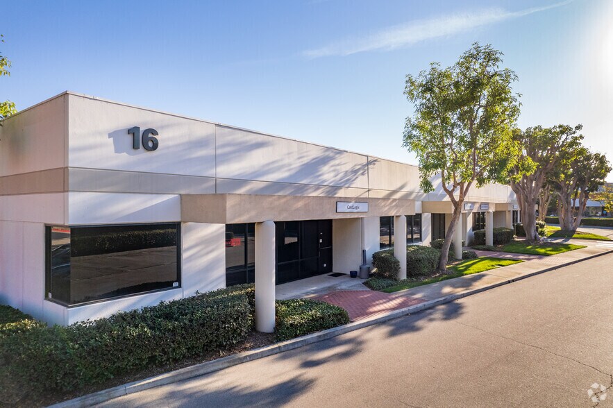 More Photos Of 16 Hughes, Irvine Unknown For Lease