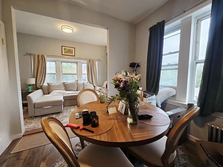 More Photos Of 195 30th St, Brooklyn Apartments For Sale
