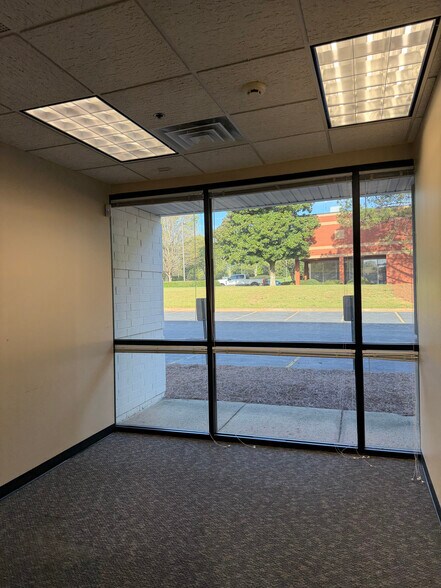 More Photos Of 5955 Shiloh Rd E, Alpharetta Office For Lease
