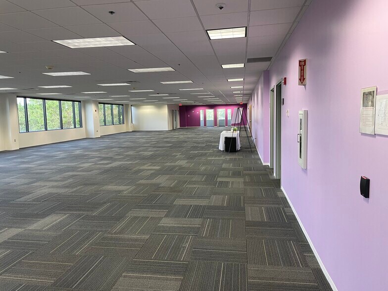 More Photos Of 3210 Lake Emma Rd, Lake Mary Office For Sale