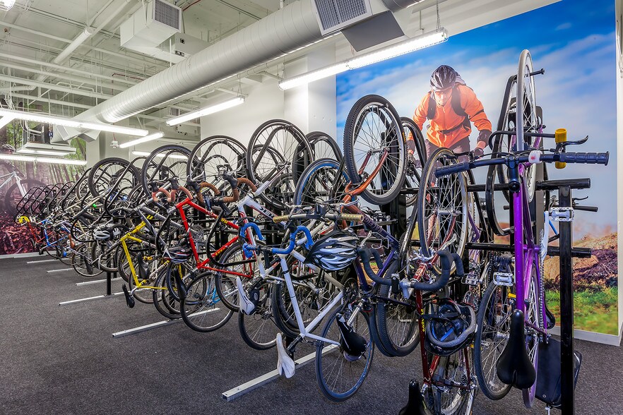 More Photos Of 999 18th St, Denver Office For Lease